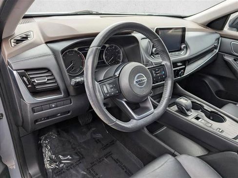 Used 2021 Nissan Rogue SL image 9