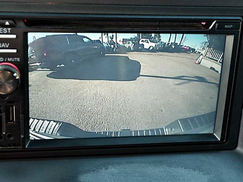 Used 2015 Chevrolet Silverado 1500 LT w/ Rally 2 Edition image 24