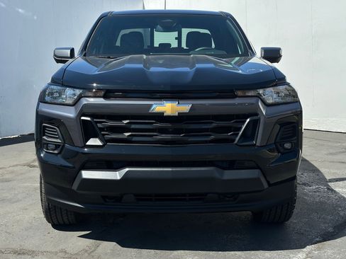 Used 2024 Chevrolet Colorado LT w/ LT Convenience Package II image 6