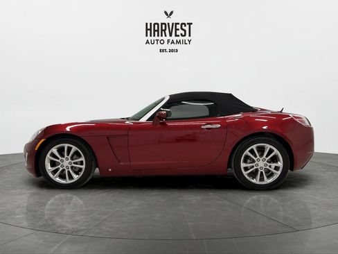 Used 2009 Saturn Sky Ruby Red image 2