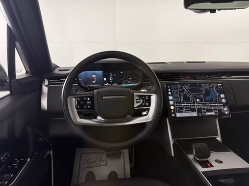 New 2026 Land Rover Range Rover SE image 25