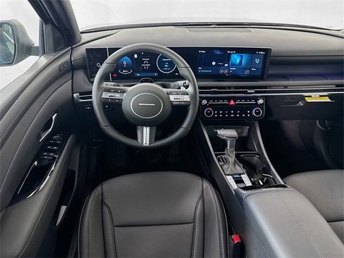 New 2025 Hyundai Santa Cruz Limited image 14