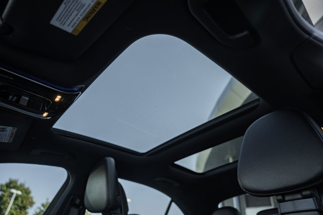 Certified 2025 Mercedes-Benz C 300 4MATIC Sedan image 43