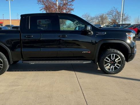 Certified 2021 GMC Sierra 1500 AT4 image 9