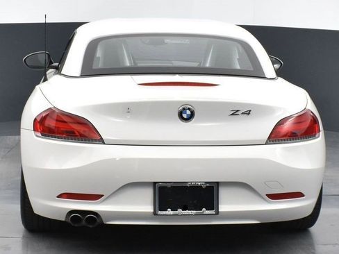 Used 2011 BMW Z4 sDrive30i image 7