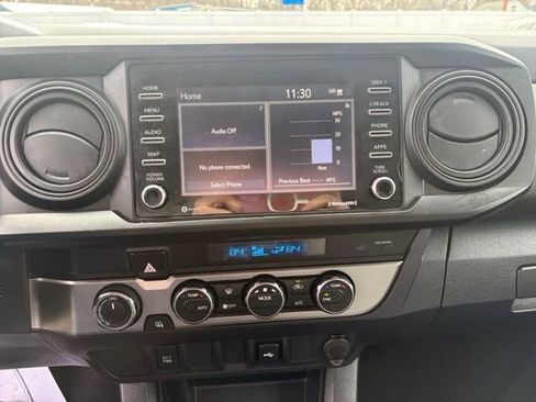Used 2022 Toyota Tacoma SR image 19