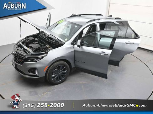 Used 2024 Chevrolet Equinox RS w/ LPO, Floor Liner Package AWD/4WD image 36
