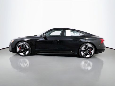 Used 2022 Audi RS e-tron GT w/ Year 1 Package image 4