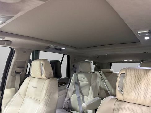 Used 2022 Cadillac Escalade Sport Platinum image 44