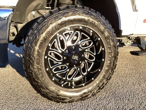 Used 2023 Ford F250 Lariat w/ Lariat Ultimate Package image 22