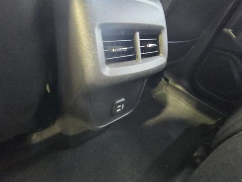 Used 2021 GMC Terrain SLE AWD/4WD image 23