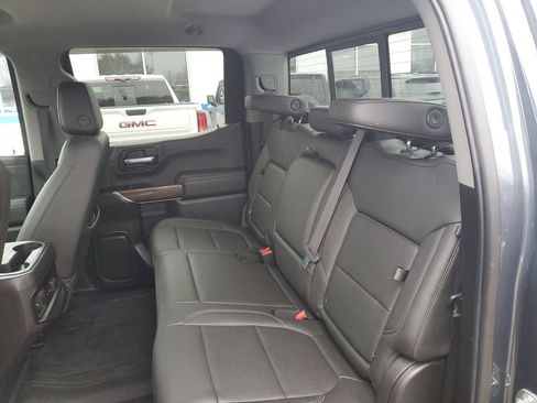 Used 2019 Chevrolet Silverado 1500 RST image 31