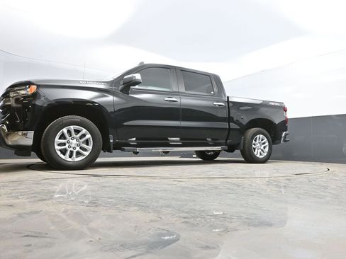 Used 2024 Chevrolet Silverado 1500 LT image 33