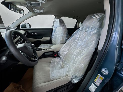 New 2026 Honda HR-V LX image 11