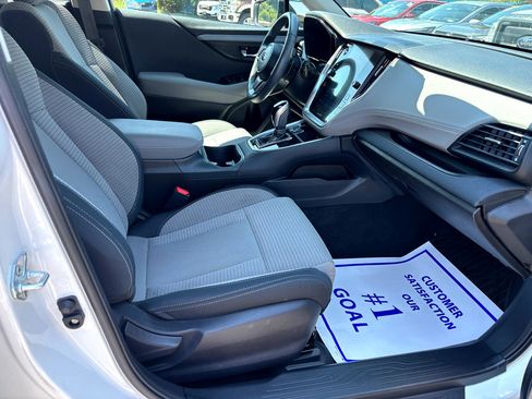 Used 2024 Subaru Outback Premium image 15