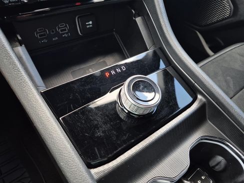 Used 2023 Jeep Grand Cherokee Altitude AWD/4WD image 30