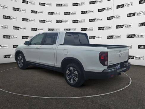 Used 2019 Honda Ridgeline RTL-T image 4