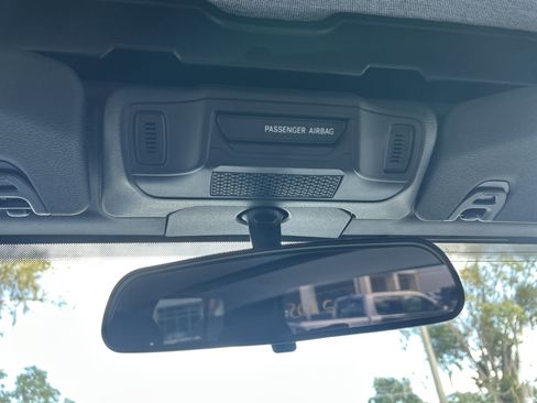 New 2025 Jeep Gladiator Sport image 30