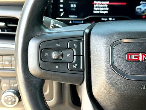 Used 2023 GMC Yukon AT4 AWD/4WD image 14