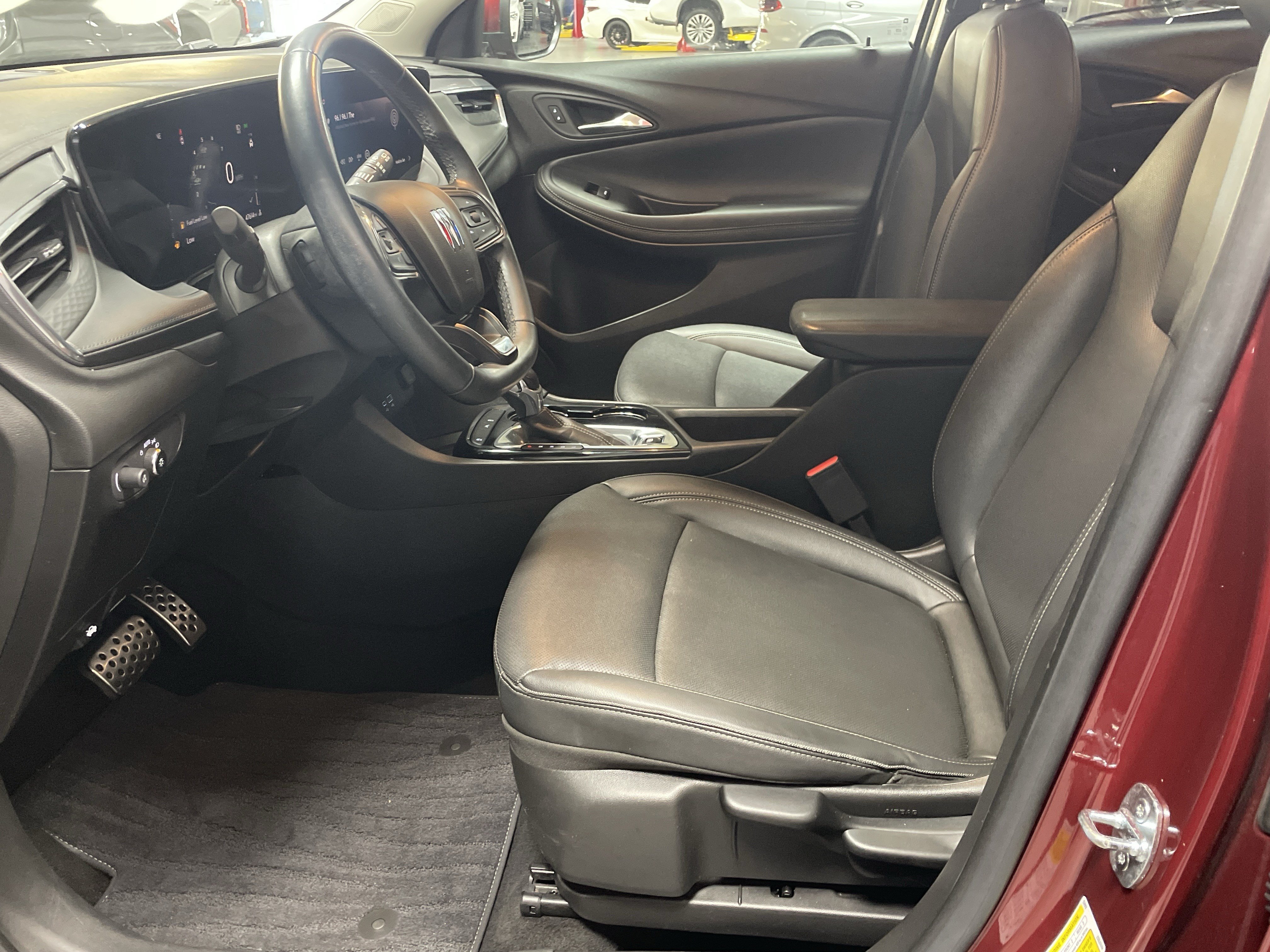 Used 2024 Buick Encore GX Sport Touring FWD image 16