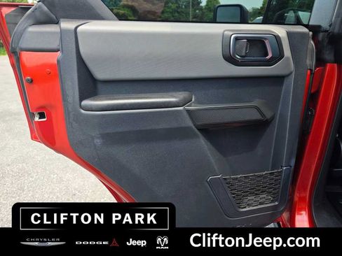 Used 2024 Ford Bronco Black Diamond AWD/4WD image 12