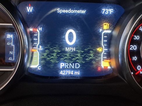 Used 2020 Jeep Gladiator Mojave image 28