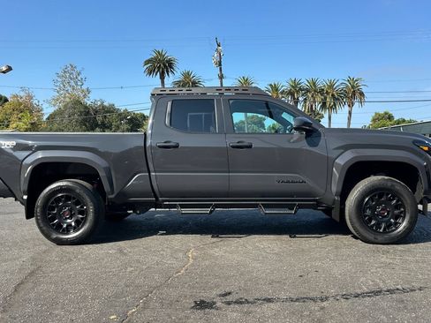 Certified 2025 Toyota Tacoma TRD Sport AWD/4WD image 3