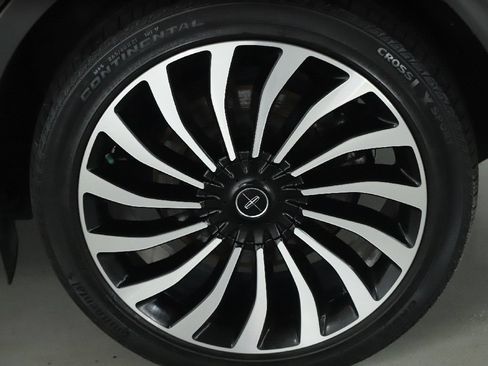 Certified 2023 Lincoln Nautilus Black Label AWD/4WD image 41