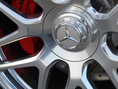 Used 2018 Mercedes-Benz E 63 AMG S image 53