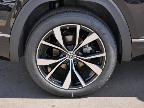 New 2026 Volkswagen Atlas SEL Premium R-Line image 5