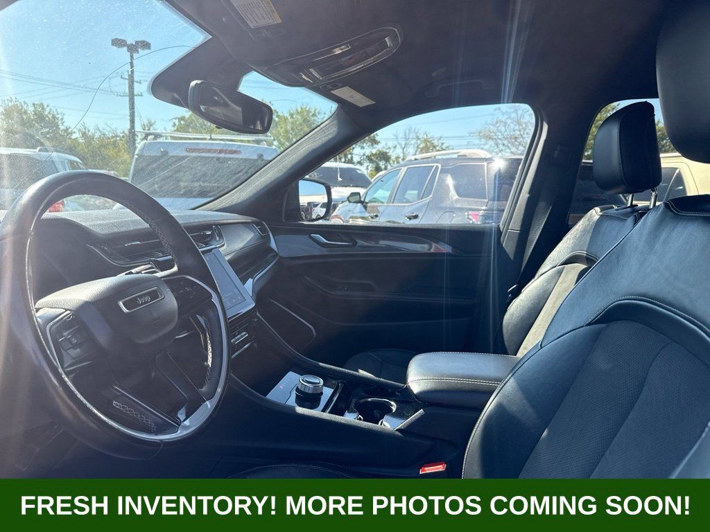 Used 2021 Jeep Grand Cherokee L Laredo AWD/4WD image 8