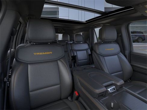 New 2026 Ford Expedition Tremor image 10