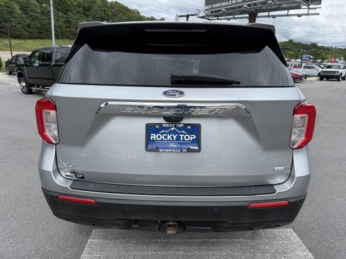 Used 2020 Ford Explorer XLT w/ Class III Trailer Tow Package AWD/4WD image 6