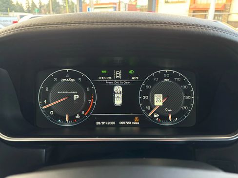 Used 2016 Land Rover Range Rover Long Wheelbase Supercharged image 17