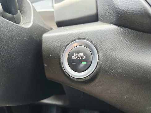 Used 2019 GMC Terrain SLE FWD image 19