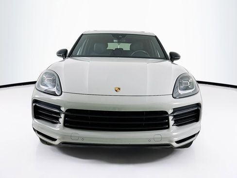 Used 2021 Porsche Cayenne AWD/4WD image 2