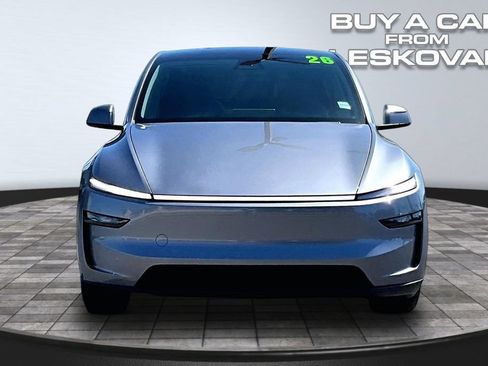 Used 2026 Tesla Model Y AWD image 3