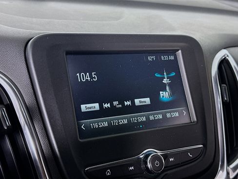 Used 2018 Chevrolet Equinox LT image 19