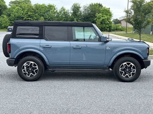 Used 2023 Ford Bronco Outer Banks AWD/4WD image 6