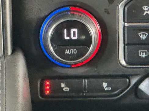 Used 2023 Chevrolet Tahoe LT image 34