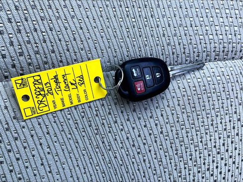 Used 2013 Toyota Camry LE FWD image 15
