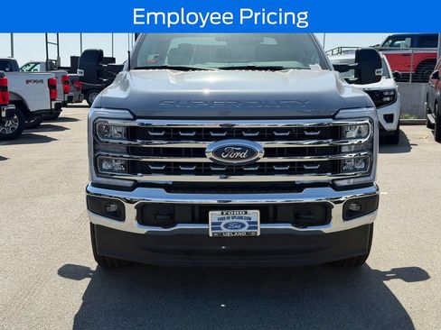New 2026 Ford F250 Lariat w/ FX4 Off-Road Package AWD/4WD image 2