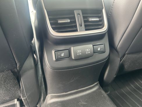 Used 2021 Subaru Outback Limited image 30