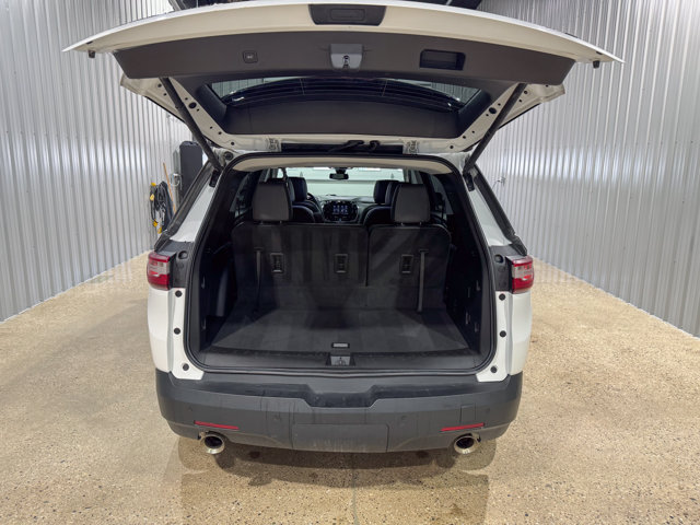 Used 2021 Chevrolet Traverse RS AWD/4WD image 5