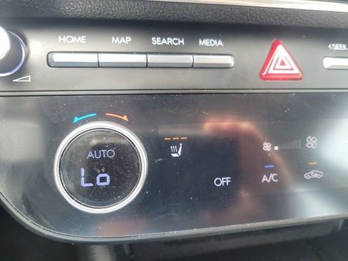 Used 2025 Hyundai Sonata SEL image 8