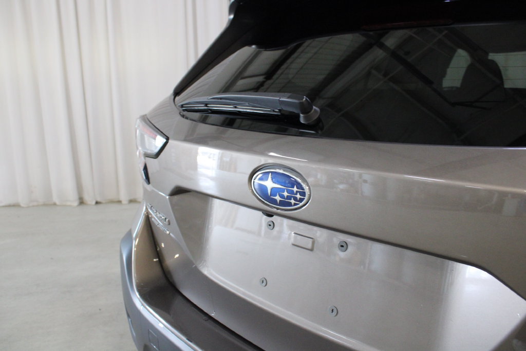 Used 2024 Subaru Outback Premium AWD/4WD image 33