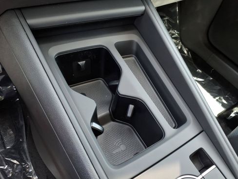 New 2026 Volkswagen Tiguan SE AWD/4WD image 18