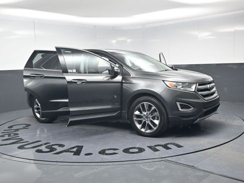 Used 2016 Ford Edge Titanium w/ Equipment Group 301A image 25