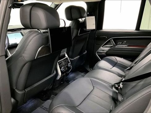 Used 2024 Land Rover Range Rover Autobiography AWD/4WD image 32