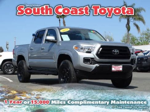 Used 2023 Toyota Tacoma SR image 1